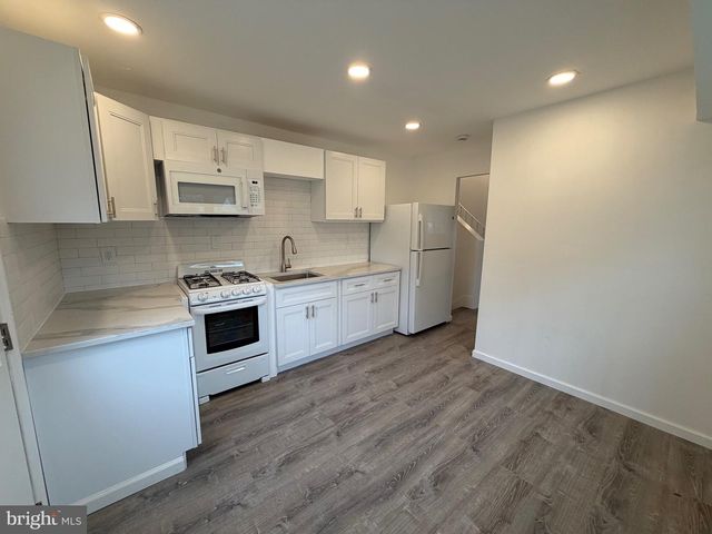3 GREENWAY STREET, Hazlet, NJ 07730
