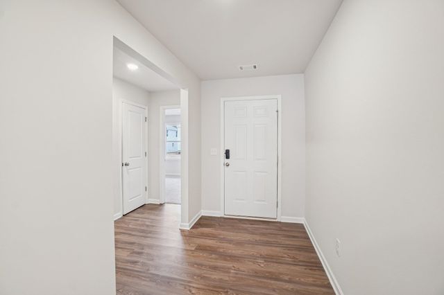 527 Tomlin Trail, Spartanburg, SC 29301