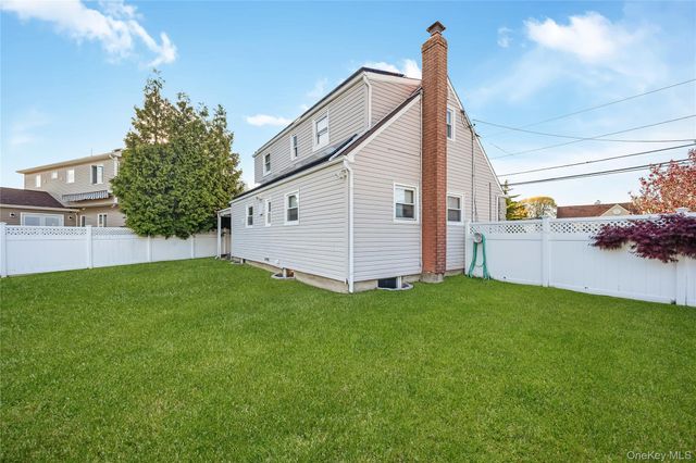 53 Lincoln Boulevard, Bethpage, NY 11714