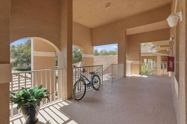 819 FAIRWAYCOVE LANE 204, Bradenton, FL 34212