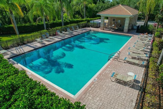 819 FAIRWAYCOVE LANE 204, Bradenton, FL 34212