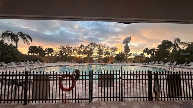 819 FAIRWAYCOVE LANE 204, Bradenton, FL 34212