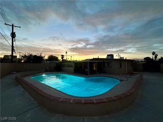1615 Palora Avenue, Las Vegas, NV 89169