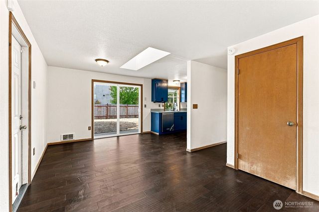 9122 159th Street E, Puyallup, WA 98375