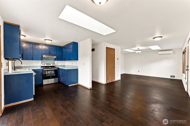 9122 159th Street E, Puyallup, WA 98375