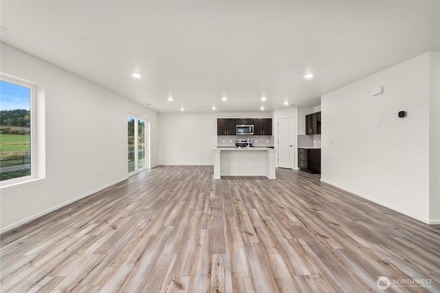 643 Salzer Creek Drive, Centralia, WA 98531