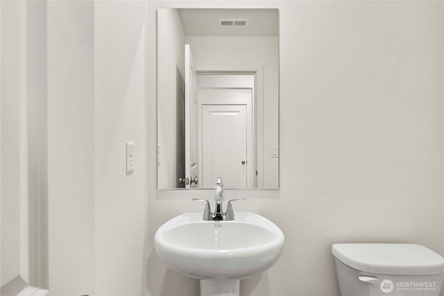 643 Salzer Creek Drive, Centralia, WA 98531