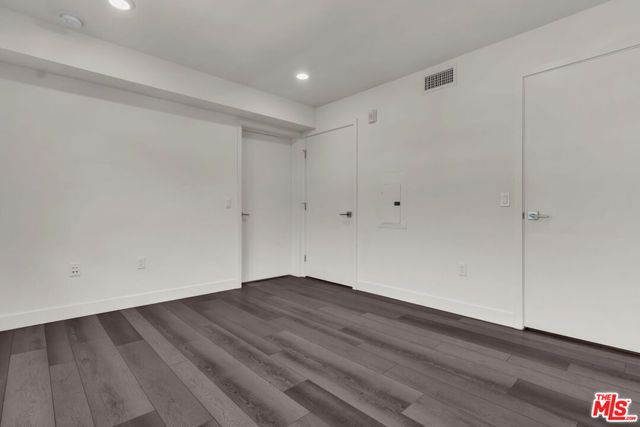 3667 Mentone Avenue 4, Los Angeles, CA 90034