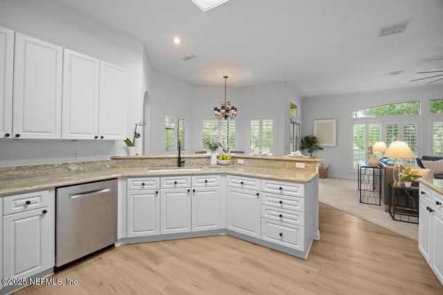 1453 HARRINGTON PARK Drive, Jacksonville, FL 32225