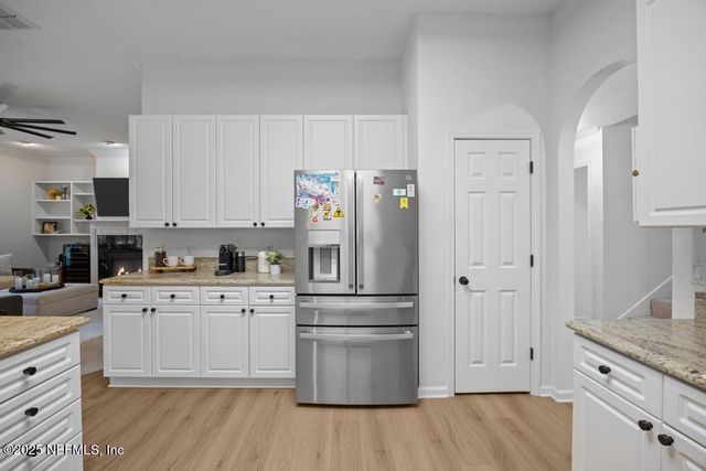 1453 HARRINGTON PARK Drive, Jacksonville, FL 32225