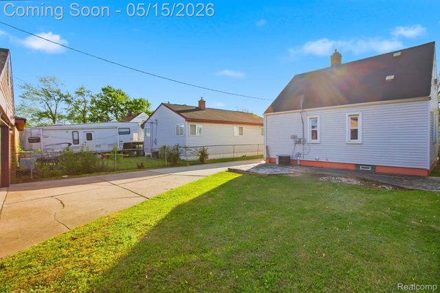 17614 Eddon Street, Melvindale, MI 48122