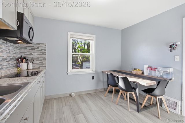 17614 Eddon Street, Melvindale, MI 48122