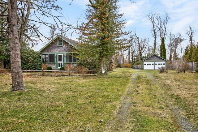89 Rock Harbor Rd, Orleans, MA 02653
