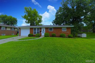 1224 Express Drive, Belleville, IL 62223
