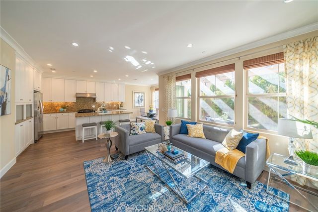 103 Oasis, Irvine, CA 92620