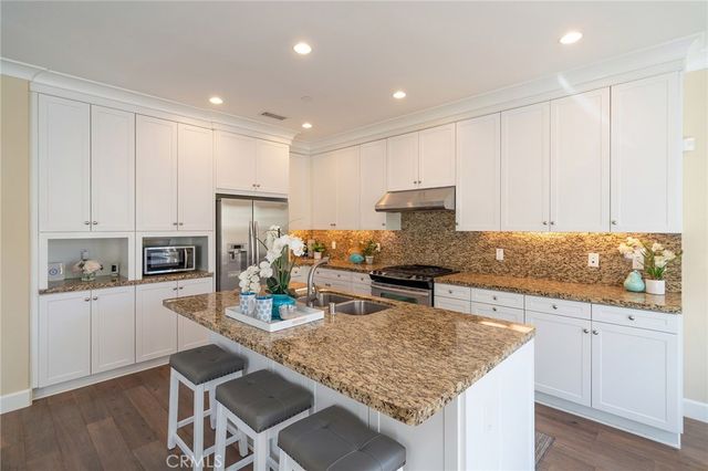 103 Oasis, Irvine, CA 92620