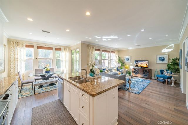 103 Oasis, Irvine, CA 92620