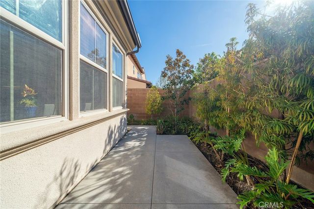 103 Oasis, Irvine, CA 92620