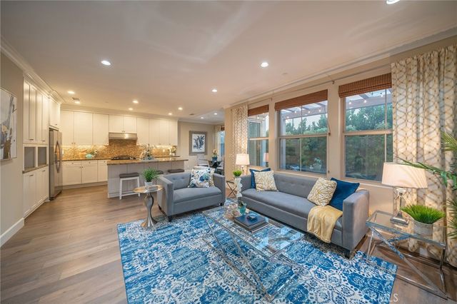 103 Oasis, Irvine, CA 92620
