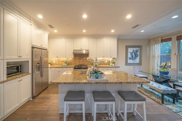 103 Oasis, Irvine, CA 92620