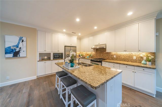 103 Oasis, Irvine, CA 92620