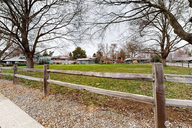 1873 Rustic Place, Walla Walla, WA 99362