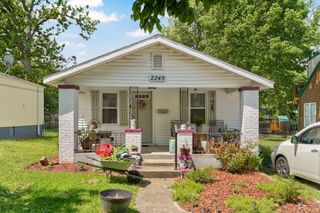 2249 N Campbell Avenue, Springfield, MO 65803