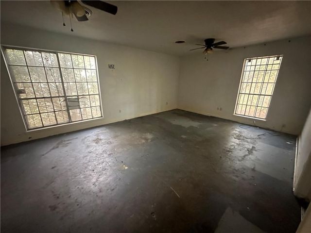 1302 BROADWAY Avenue, Alexandria, LA 71302