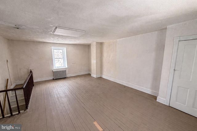 403 WOOD ST, Burlington, NJ 08016