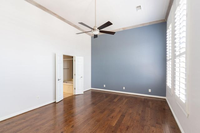 2102 Post Office Street Corner 8, Galveston, TX 77550