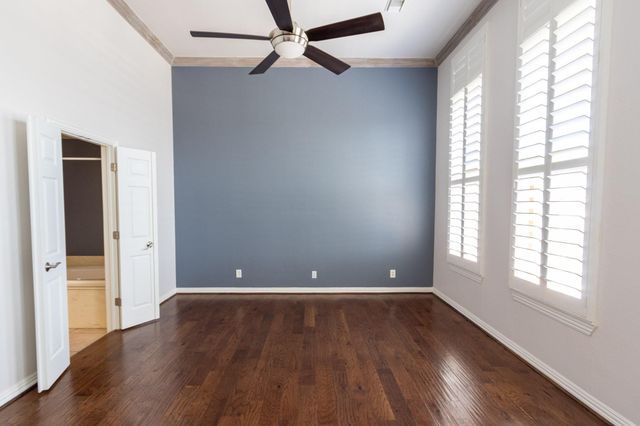 2102 Post Office Street Corner 8, Galveston, TX 77550