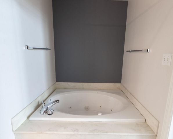 2102 Post Office Street Corner 8, Galveston, TX 77550