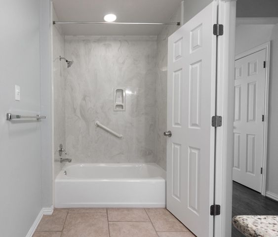 2102 Post Office Street Corner 8, Galveston, TX 77550