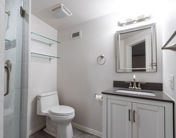 2102 Post Office Street Corner 8, Galveston, TX 77550