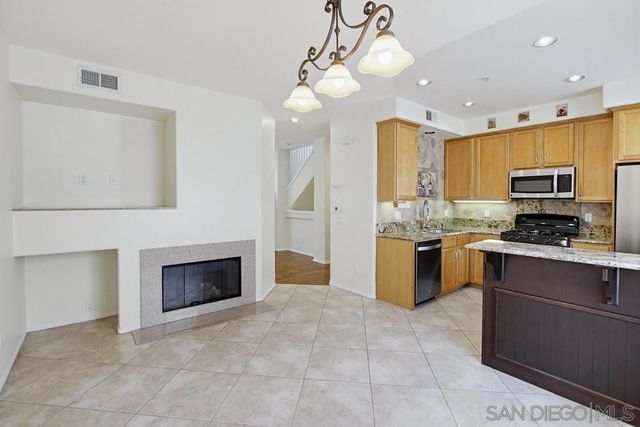 7613 Family Circle, San Diego, CA 92111
