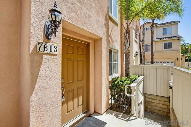 7613 Family Circle, San Diego, CA 92111