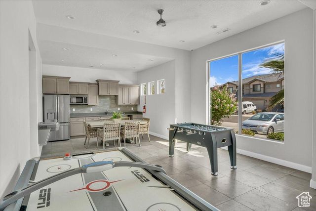 275 N 2020 W, Hurricane, UT 84737