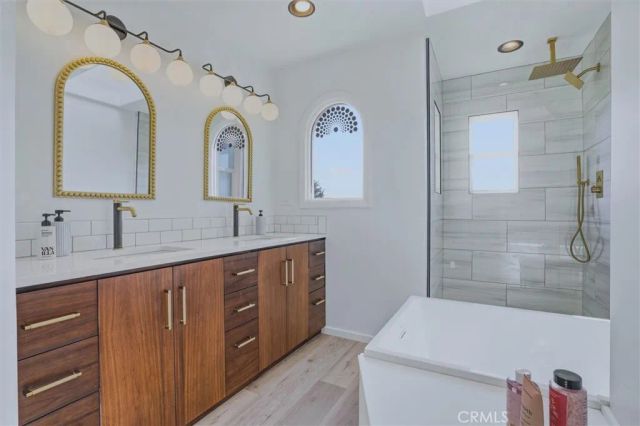 410 Kings Avenue, Morro Bay, CA 93442