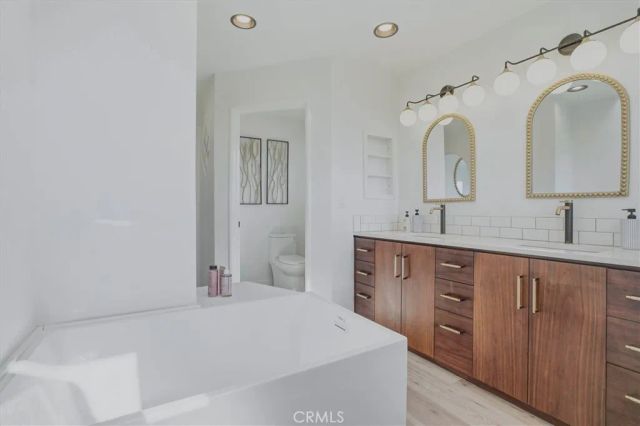 410 Kings Avenue, Morro Bay, CA 93442