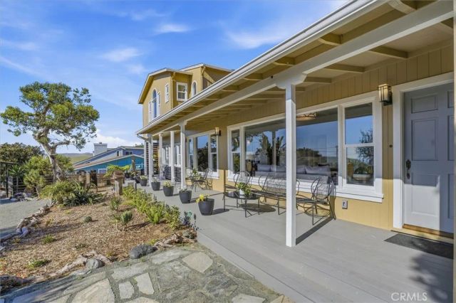 410 Kings Avenue, Morro Bay, CA 93442