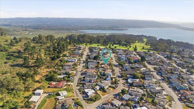 410 Kings Avenue, Morro Bay, CA 93442