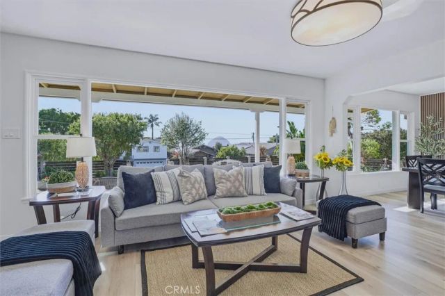 410 Kings Avenue, Morro Bay, CA 93442