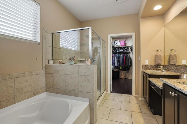 6355 CAMINO DE PAZ Road NW, Albuquerque, NM 87120