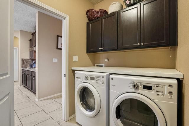 6355 CAMINO DE PAZ Road NW, Albuquerque, NM 87120