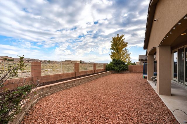 6355 CAMINO DE PAZ Road NW, Albuquerque, NM 87120