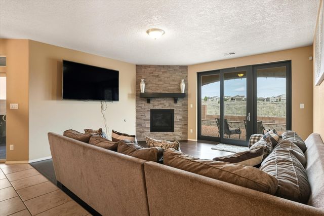 6355 CAMINO DE PAZ Road NW, Albuquerque, NM 87120