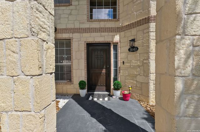3640 Woodlawn Farms, Schertz, TX 78154