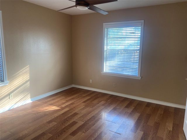 7868 Broadview Drive, Houston, TX 77061