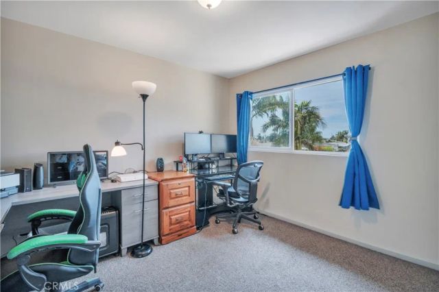811 W Poplar Street, Compton, CA 90220