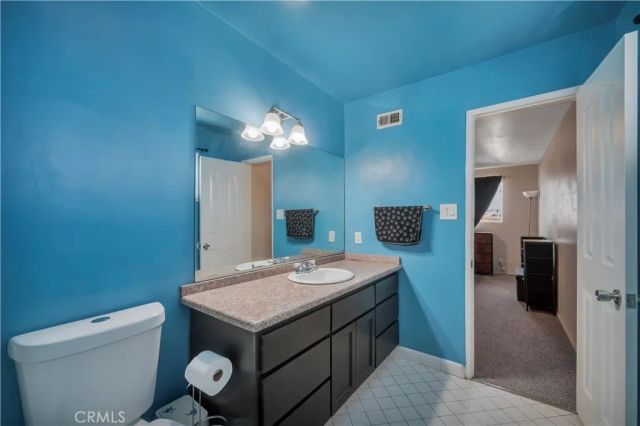 811 W Poplar Street, Compton, CA 90220